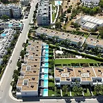 Stylish 3-bedroom Haven With A Private Pool Ferienhaus *