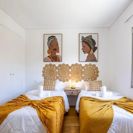 Stylish 3-bedroom Haven With A Private Pool Albufeira