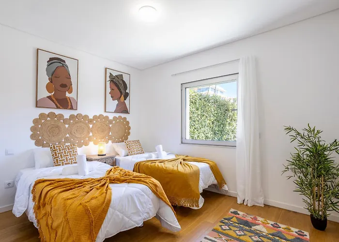 Stylish 3-bedroom Haven With A Private Pool