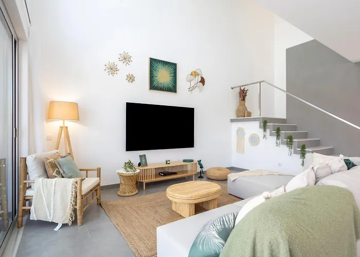 Nyaraló Stylish 3-bedroom Haven With A Private Pool Albufeira