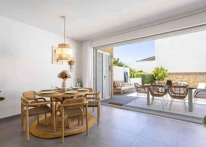 度假居 Stylish 3-bedroom Haven With A Private Pool 阿尔布费拉